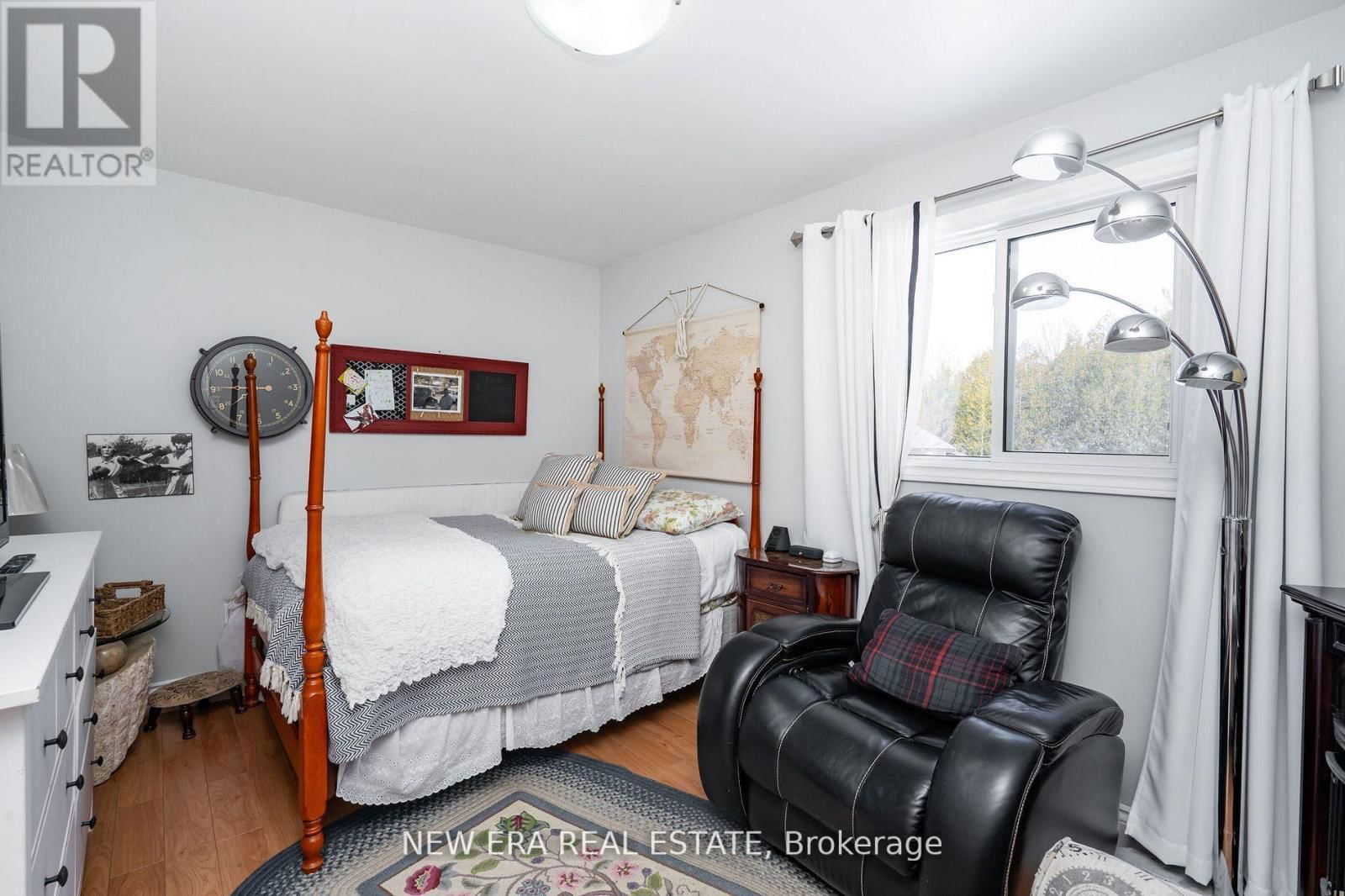 443 COUNTY RD 40 Image 17
