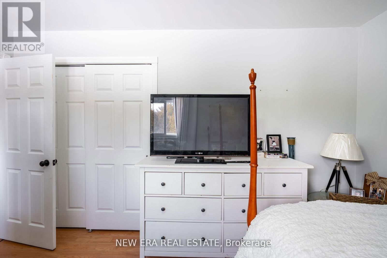 443 COUNTY RD 40 Image 18