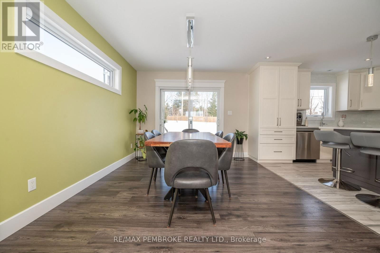 23 NOBLE CRESCENT Image 11