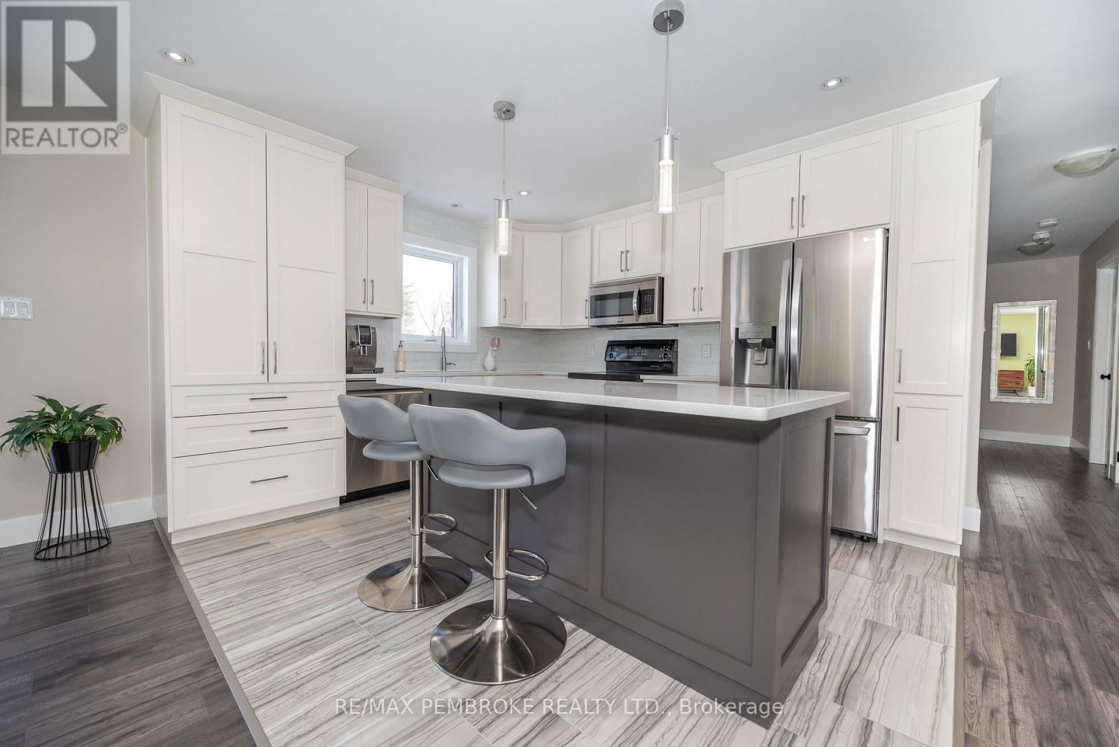 23 NOBLE CRESCENT Image 13