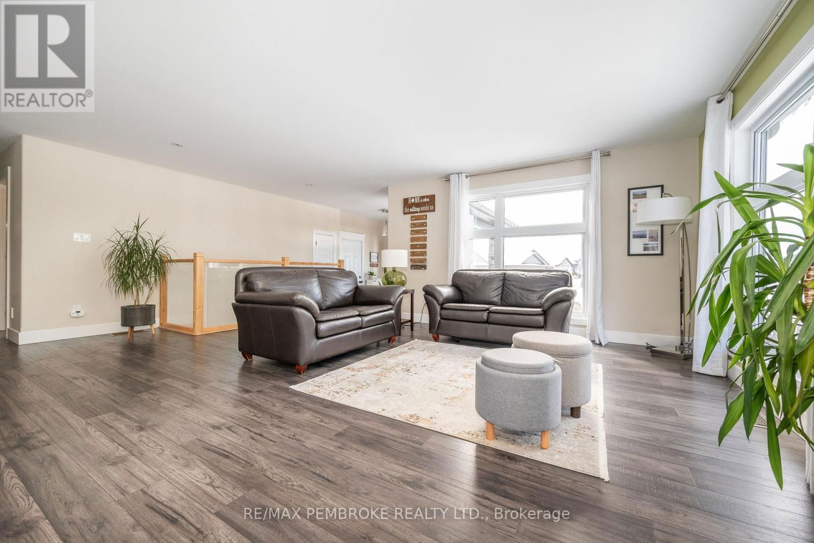 23 NOBLE CRESCENT Image 17