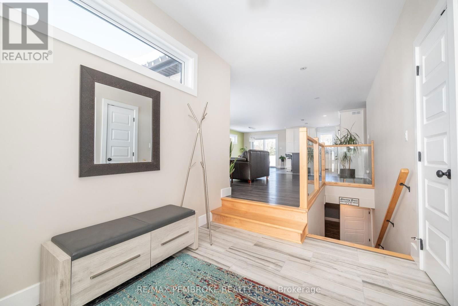 23 NOBLE CRESCENT Image 20