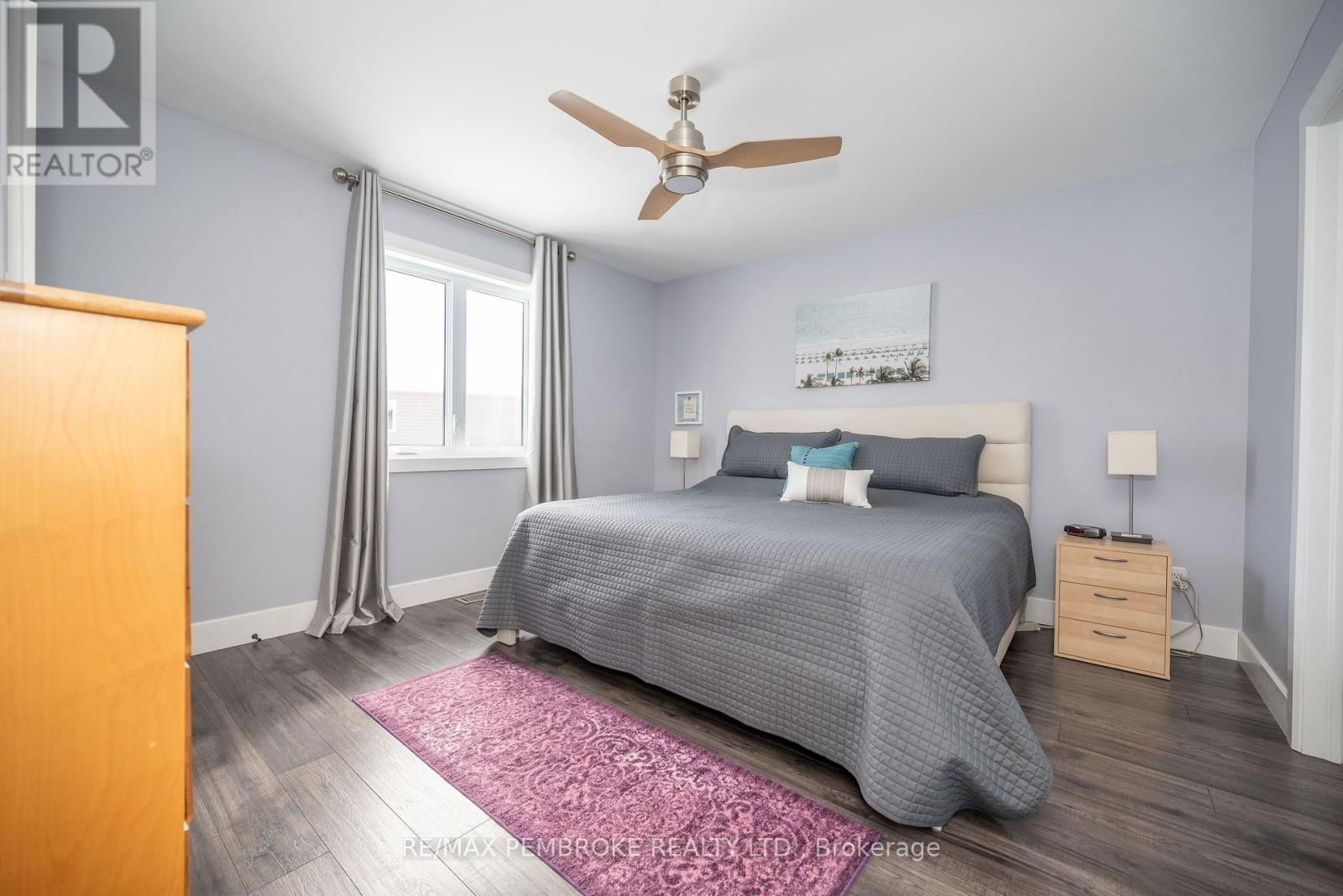 23 NOBLE CRESCENT Image 21