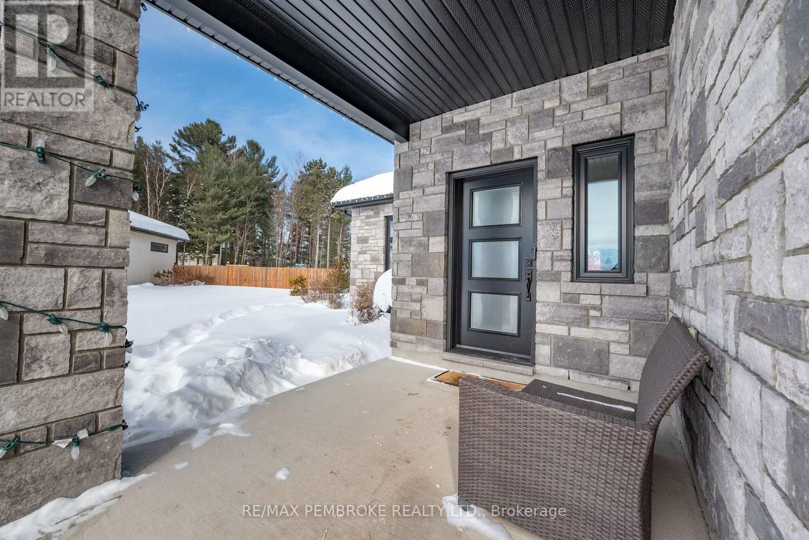 23 NOBLE CRESCENT Image 5
