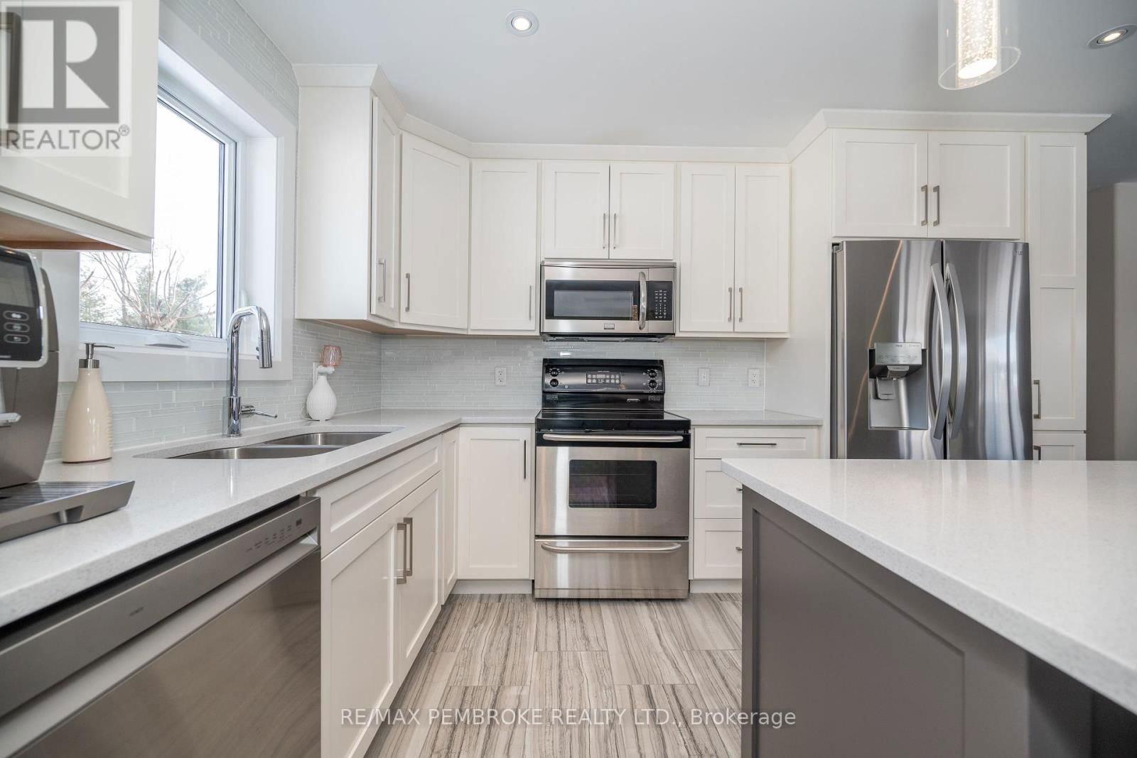 23 NOBLE CRESCENT Image 6