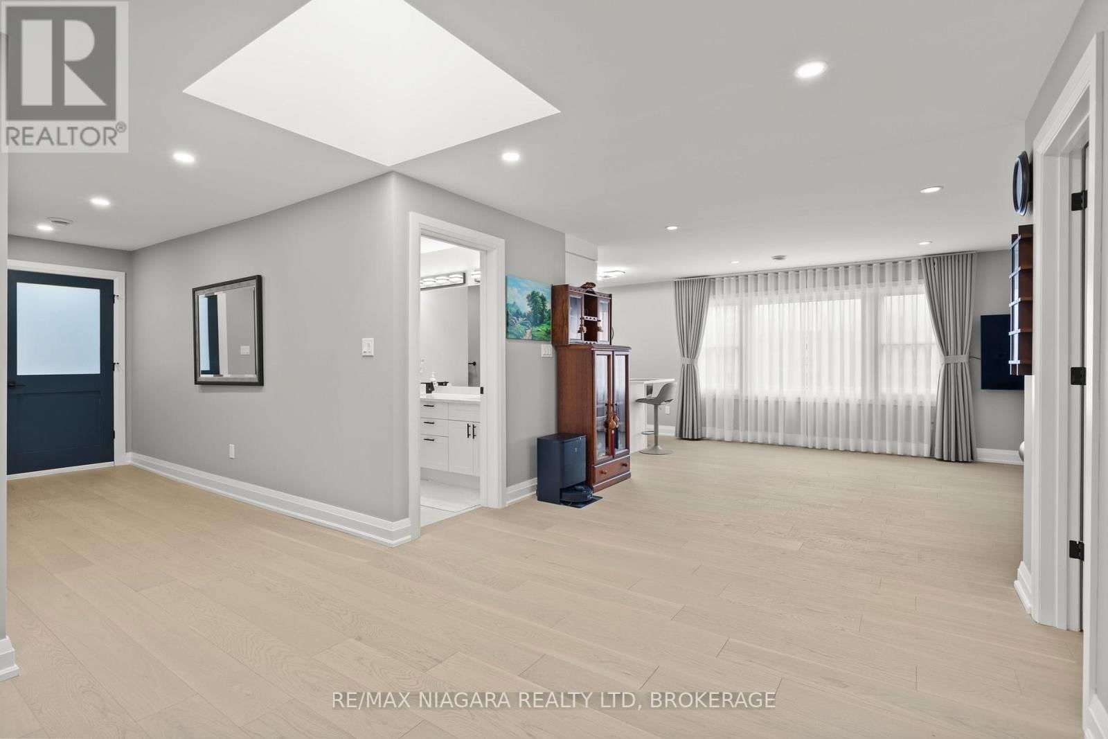 1530 NIAGARA STONE ROAD Image 10