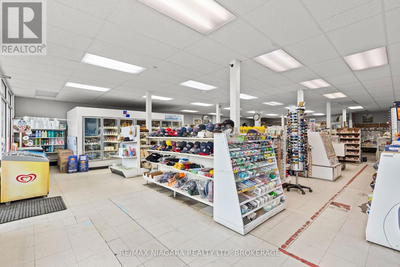 1530 NIAGARA STONE ROAD Image 24