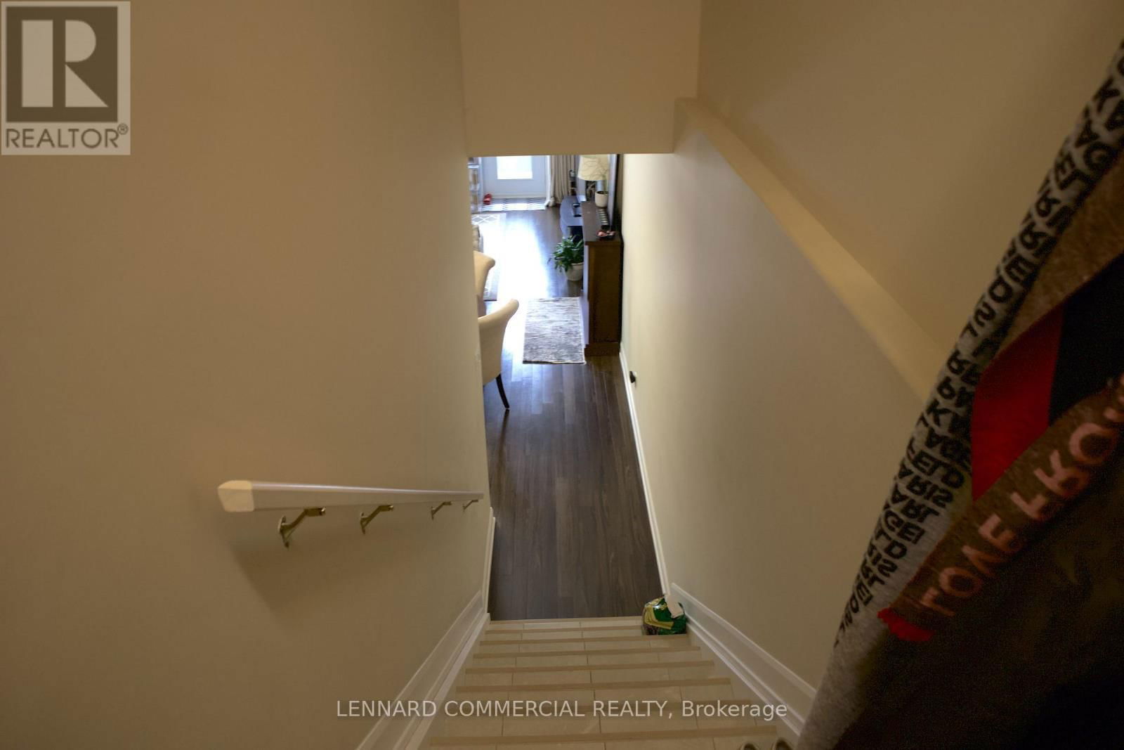 398 TWILIGHT AVENUE Image 10