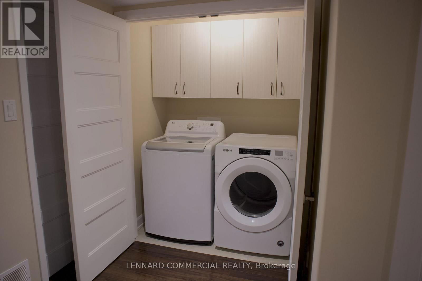 398 TWILIGHT AVENUE Image 21