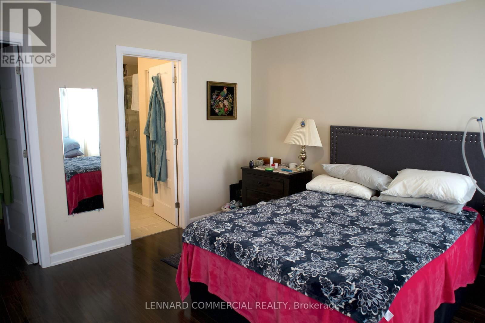 398 TWILIGHT AVENUE Image 6