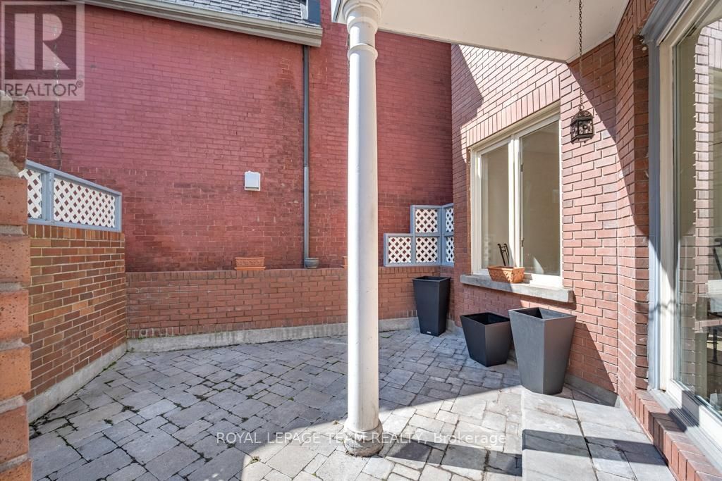 9 - 292 LAURIER AVENUE Image 23