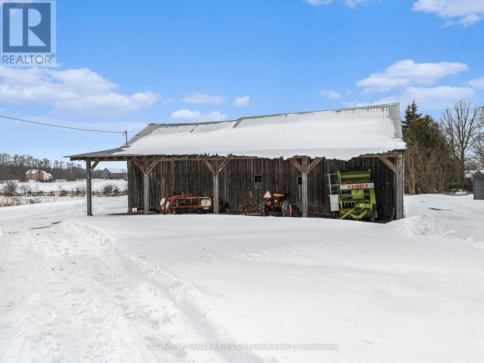 2061 CHRISTIE LAKE ROAD Image 29