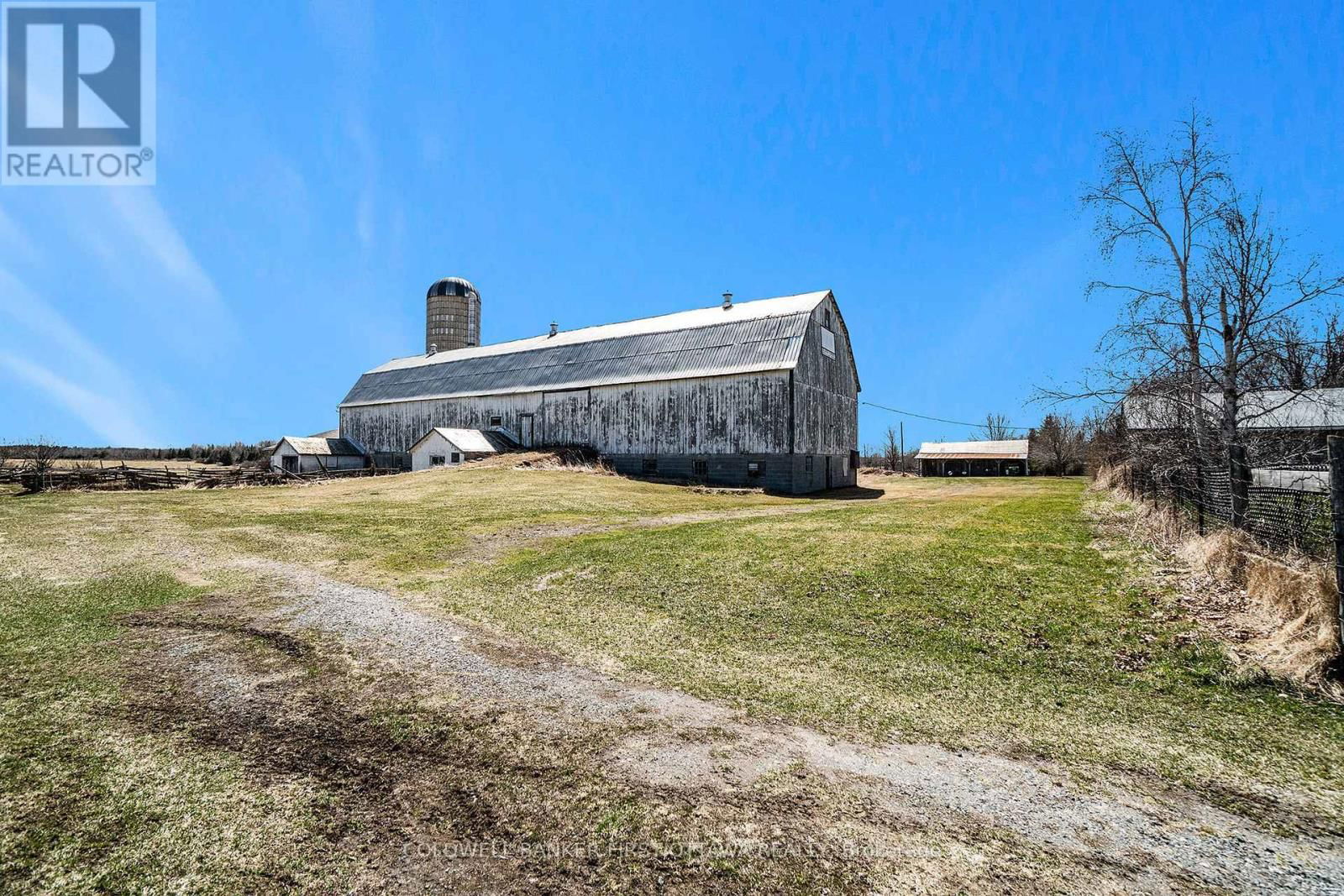 2061 CHRISTIE LAKE ROAD Image 34