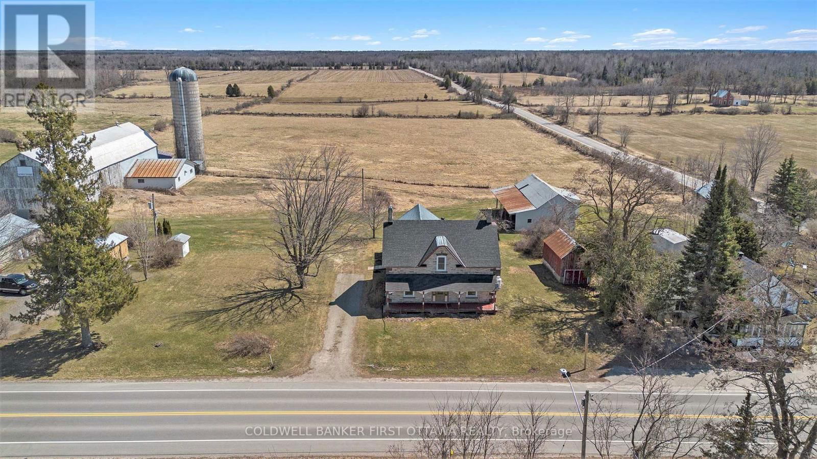 2061 CHRISTIE LAKE ROAD Image 48