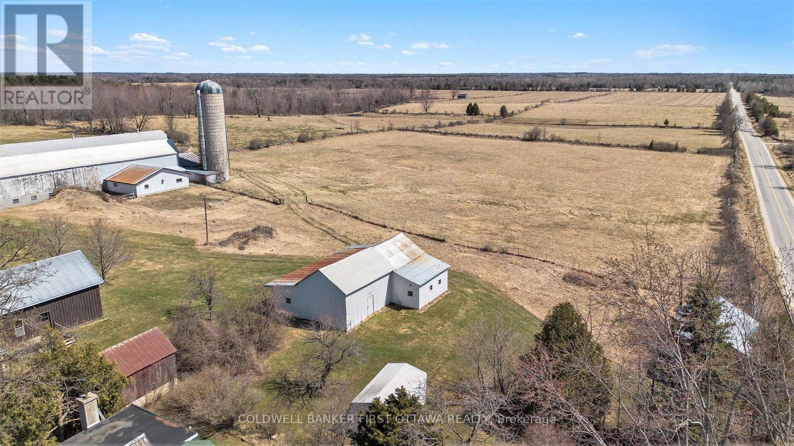 2061 CHRISTIE LAKE ROAD Image 49