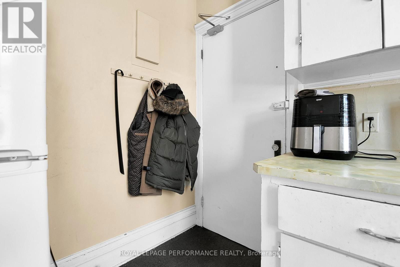 66 DELAWARE AVENUE Image 25