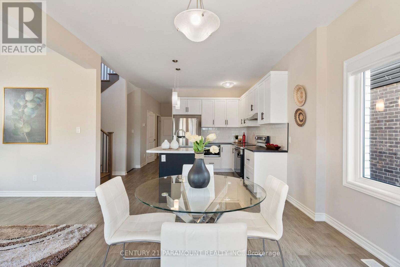 72 BRADLEY AVENUE Image 15