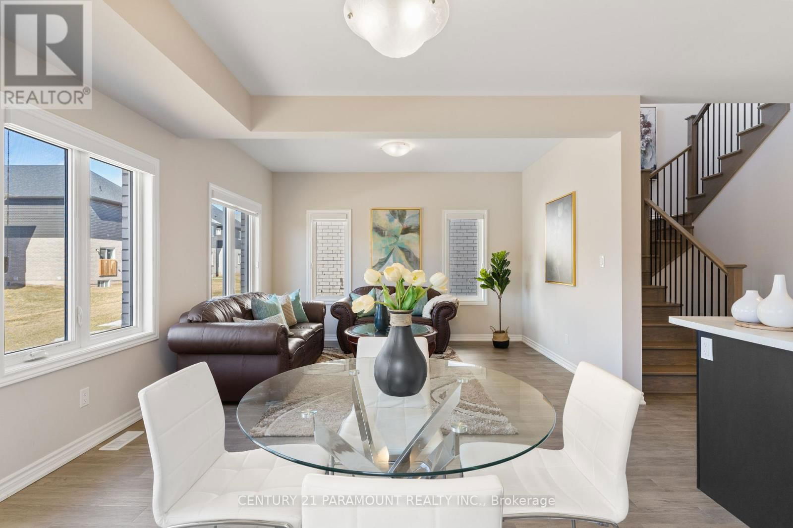 72 BRADLEY AVENUE Image 19
