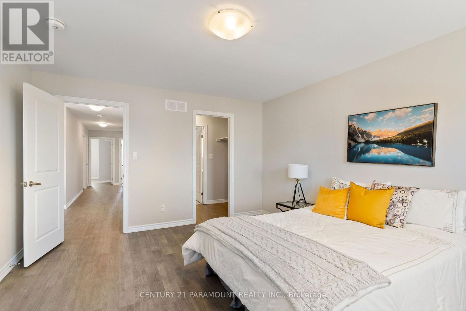 72 BRADLEY AVENUE Image 21