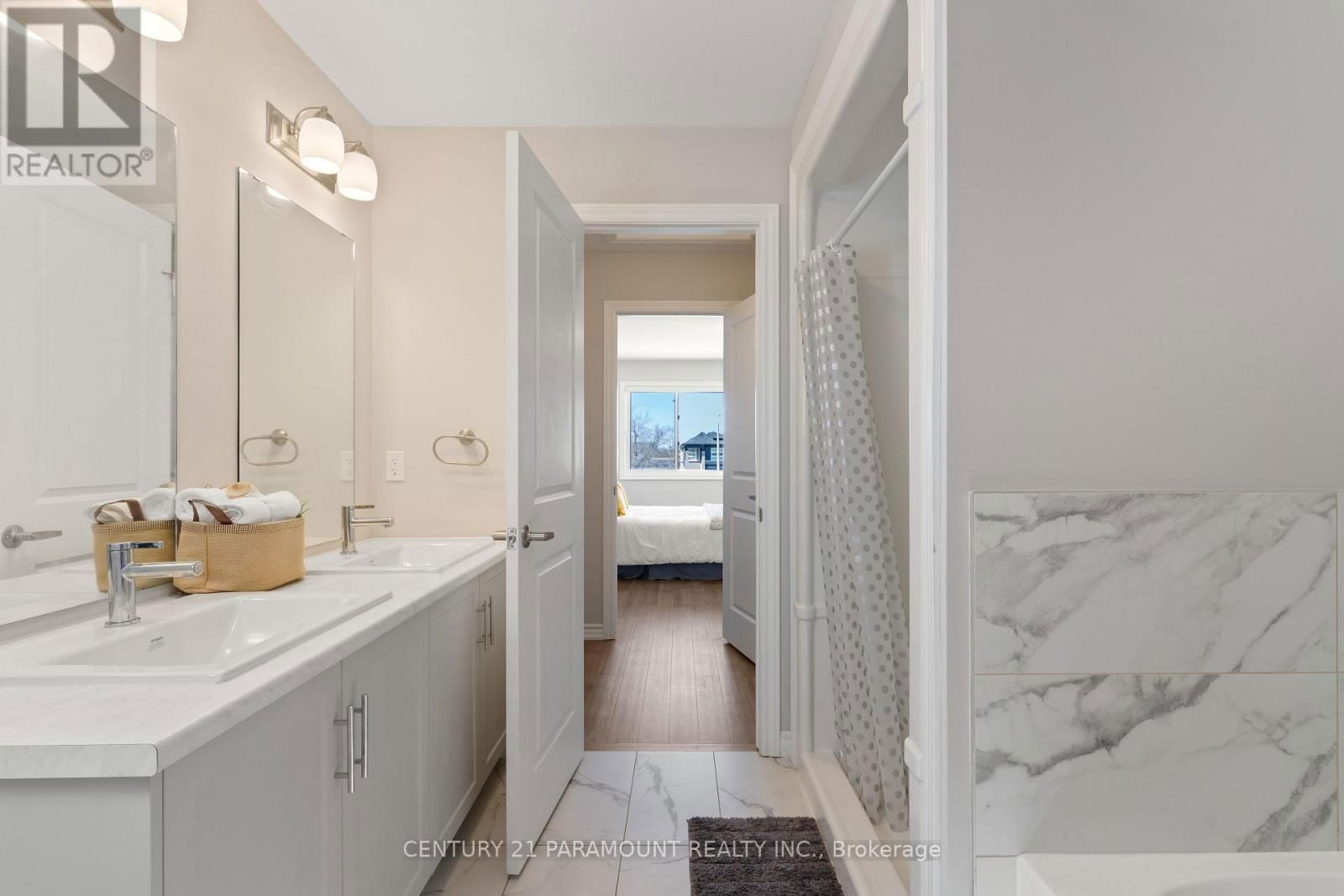 72 BRADLEY AVENUE Image 26