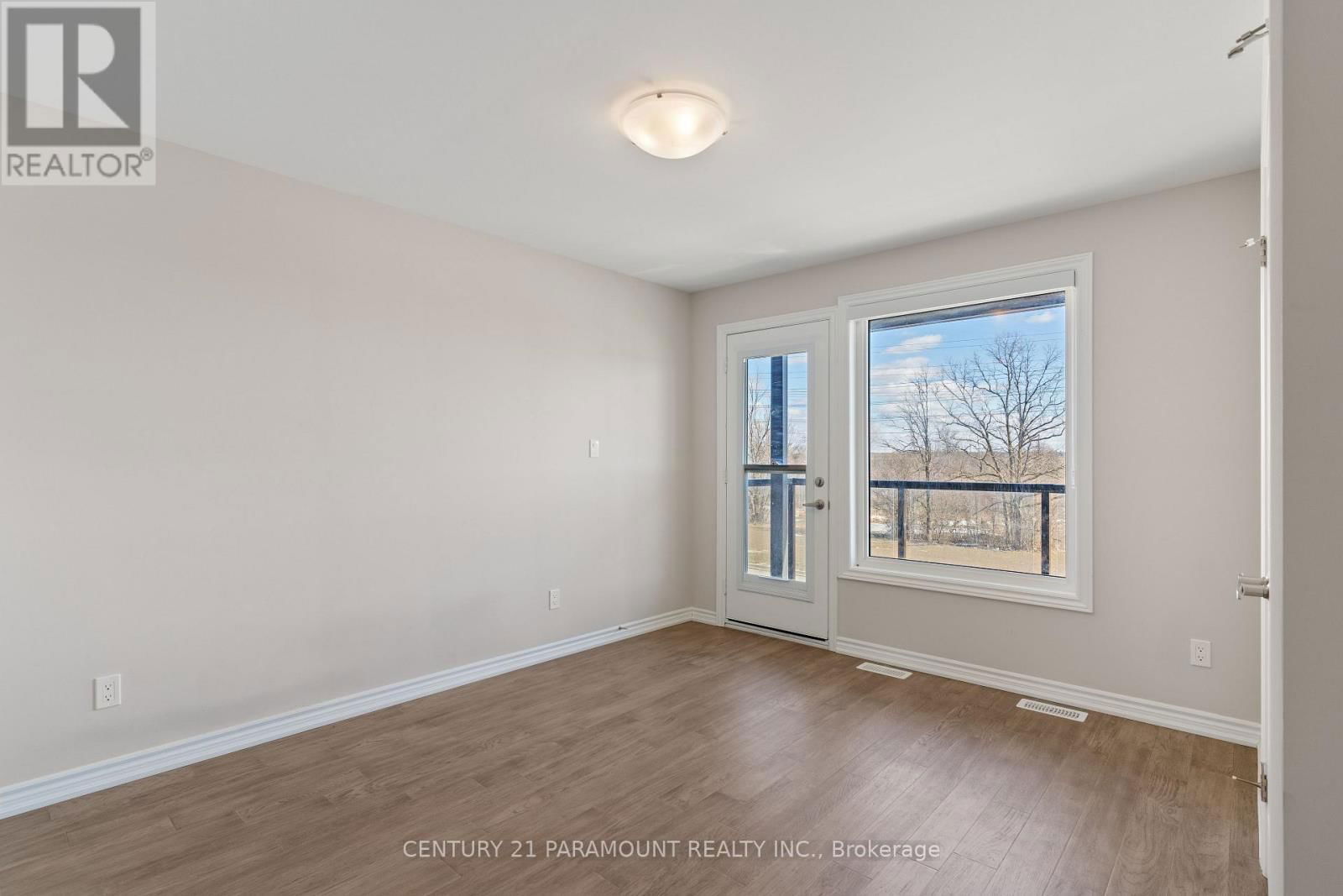 72 BRADLEY AVENUE Image 28