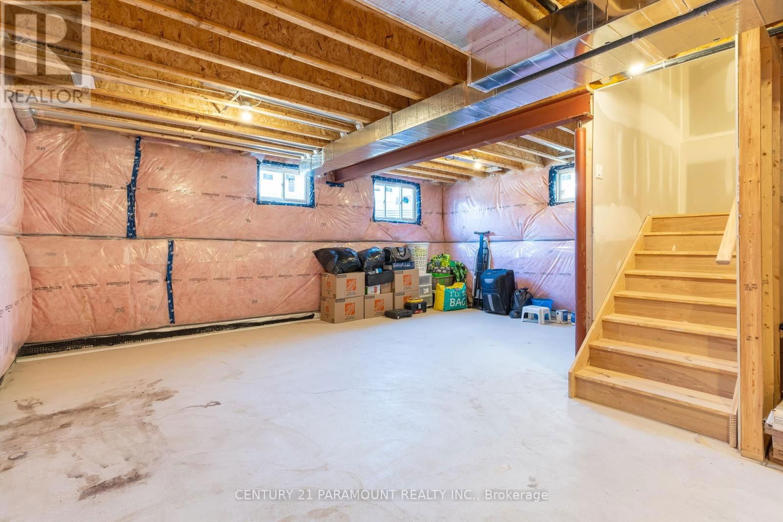 72 BRADLEY AVENUE Image 35