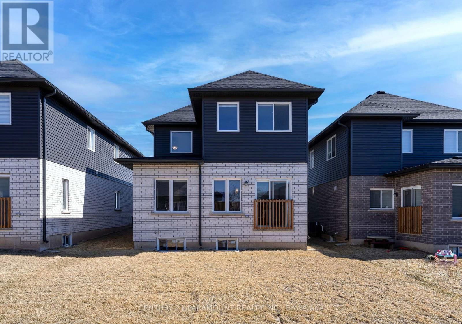 72 BRADLEY AVENUE Image 38