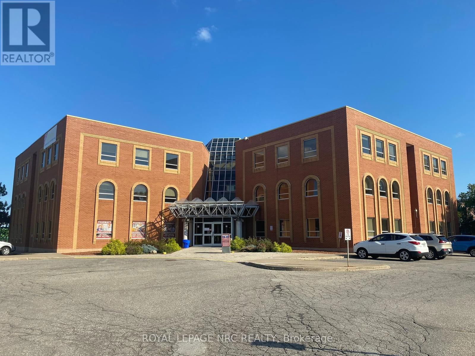 308 - 180 VINE STREET SOUTH Image 1