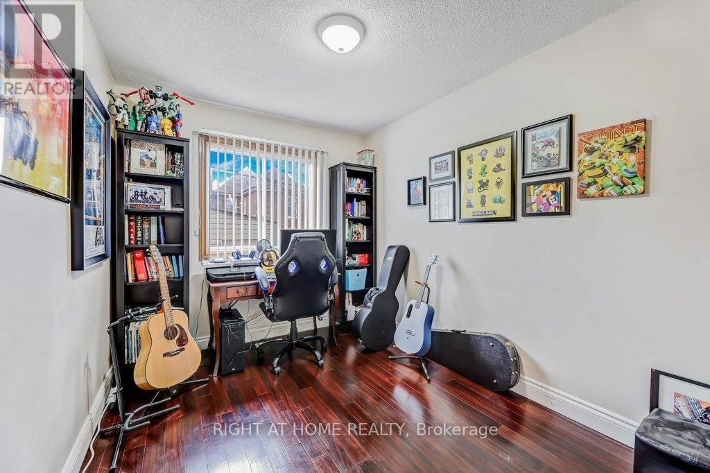 32 WILLIAM STREET Image 23