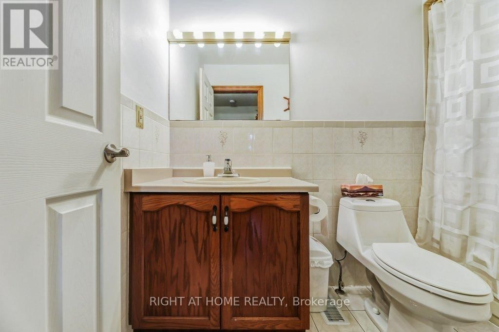 32 WILLIAM STREET Image 29