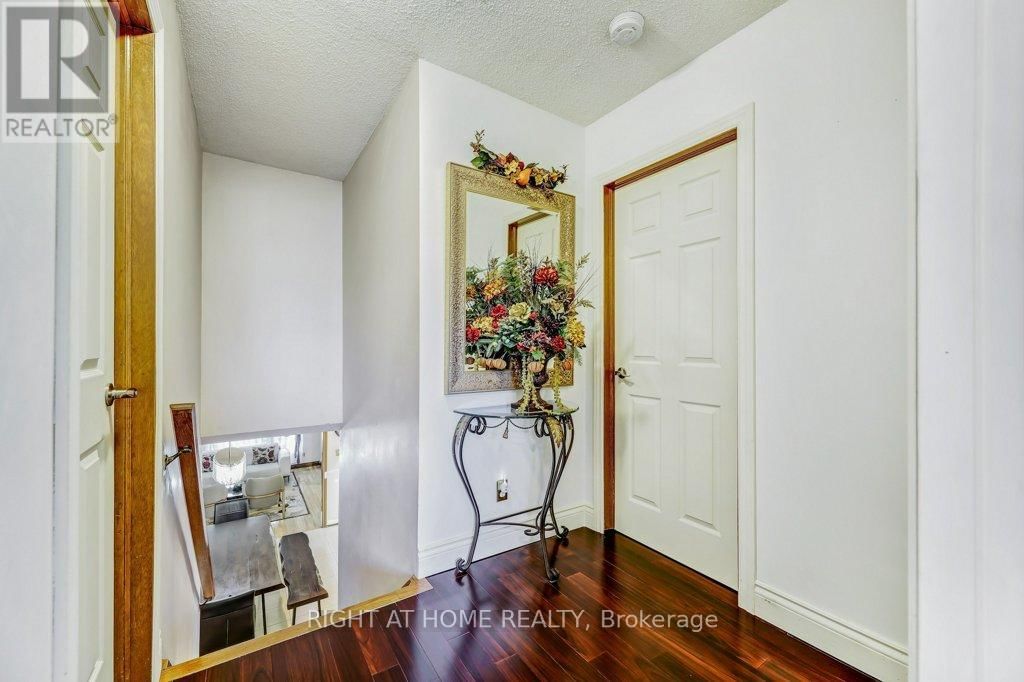 32 WILLIAM STREET Image 30