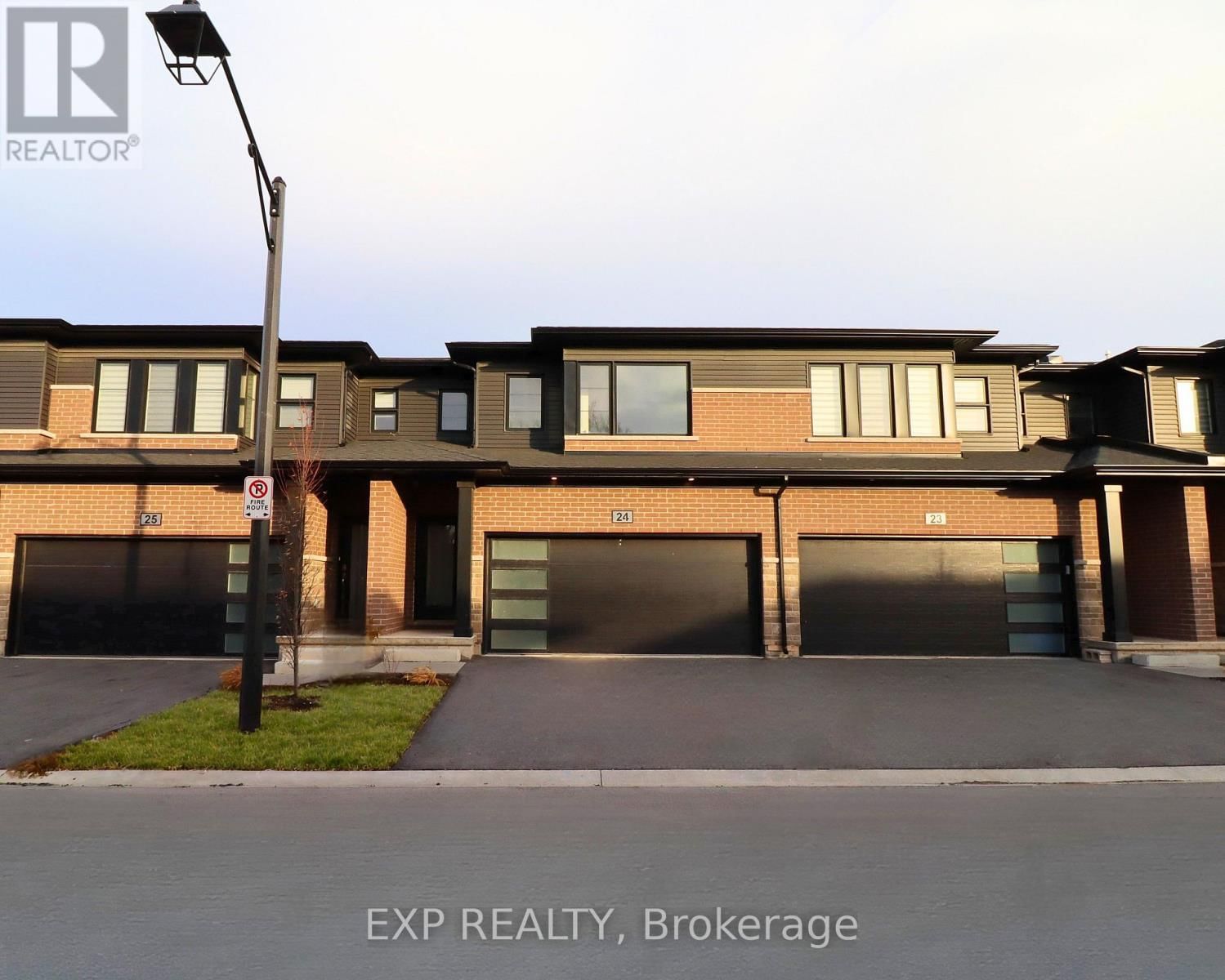 24 - 4552 PORTAGE ROAD Image 1