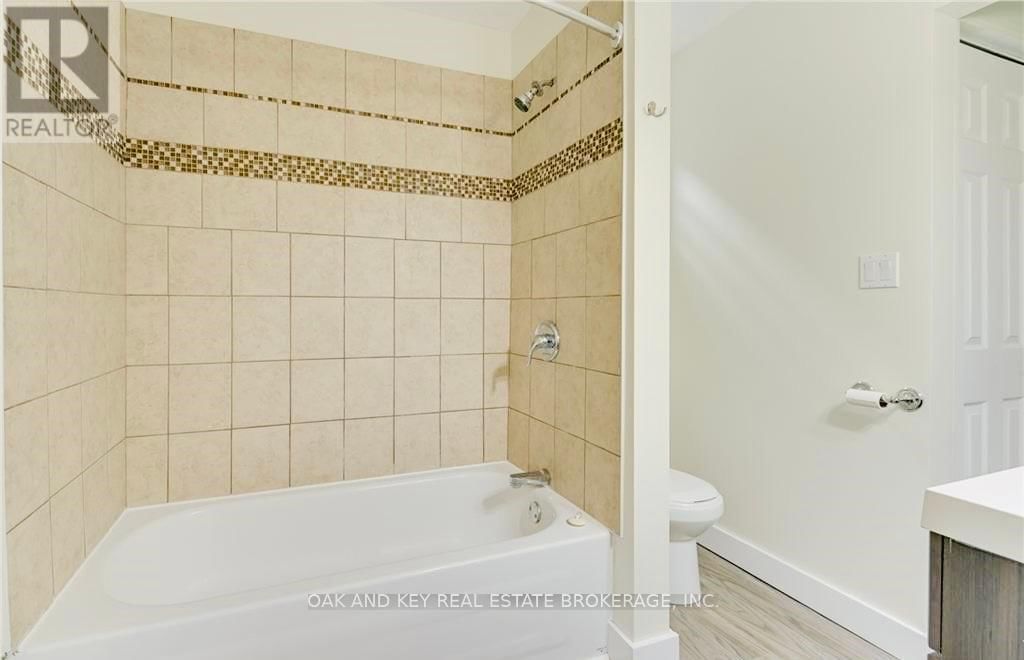918 PRINCESS STREET Image 10
