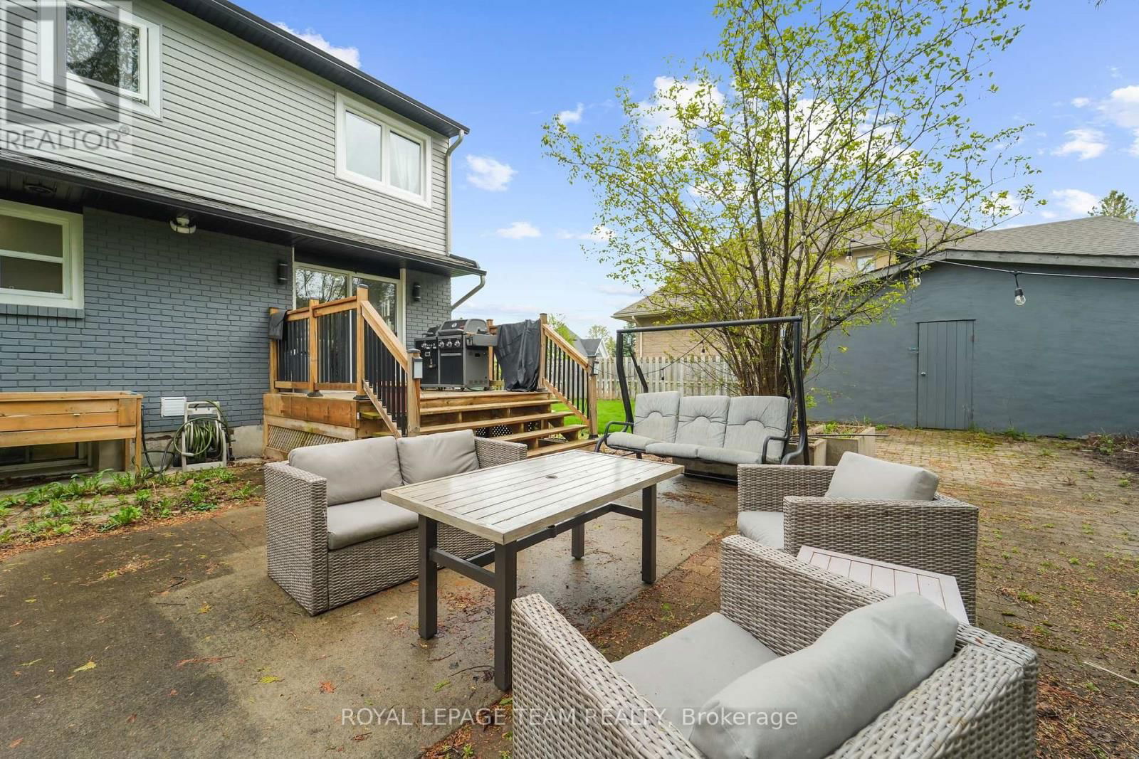 1107 NORMANDY CRESCENT Image 35
