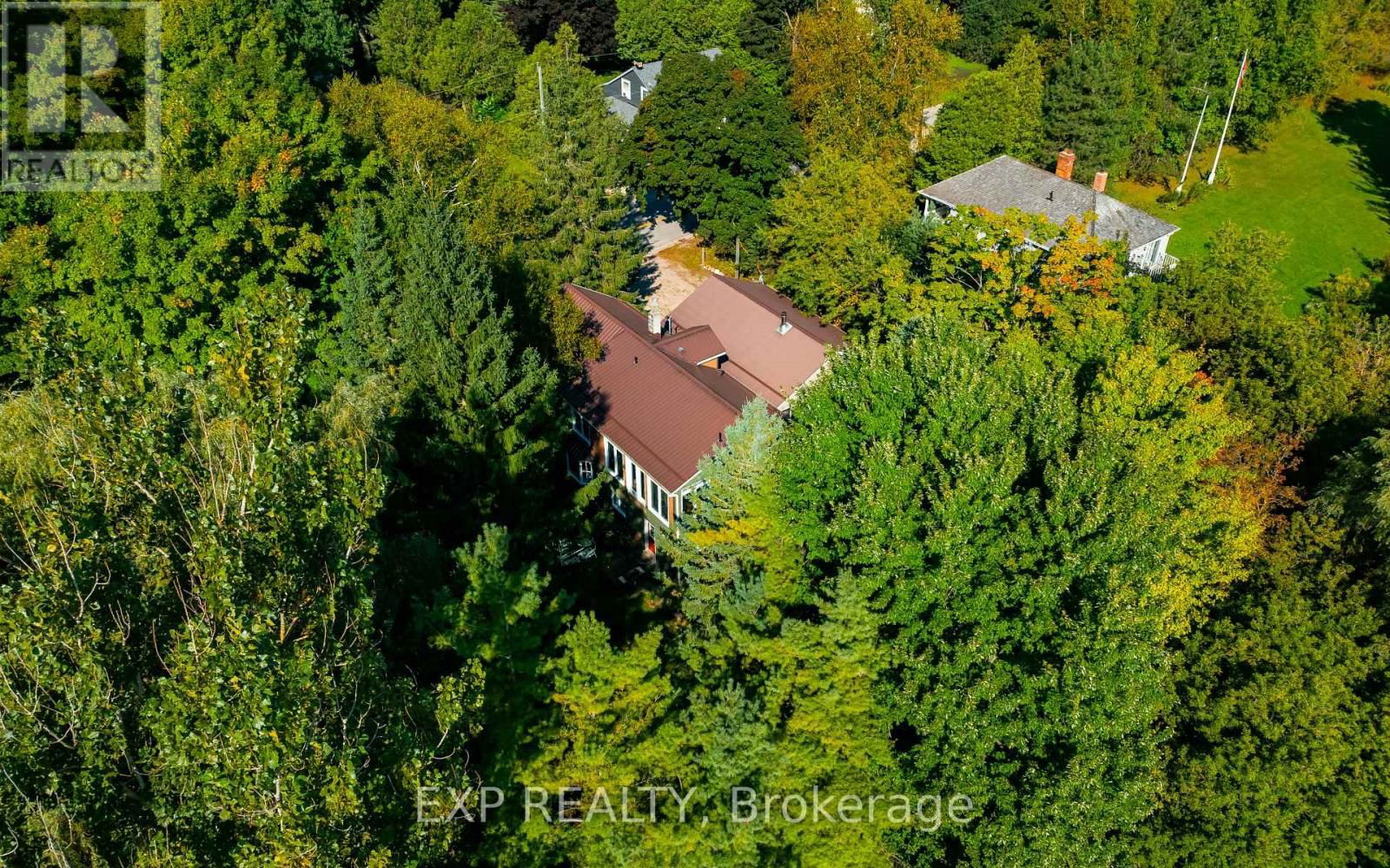 16 MILL STREET Image 3