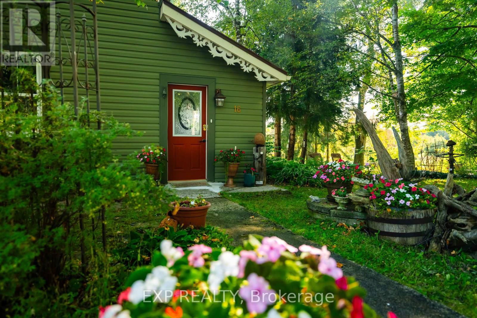 16 MILL STREET Image 42