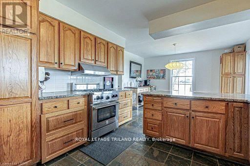 1281 SCOTLAND DRIVE Image 3