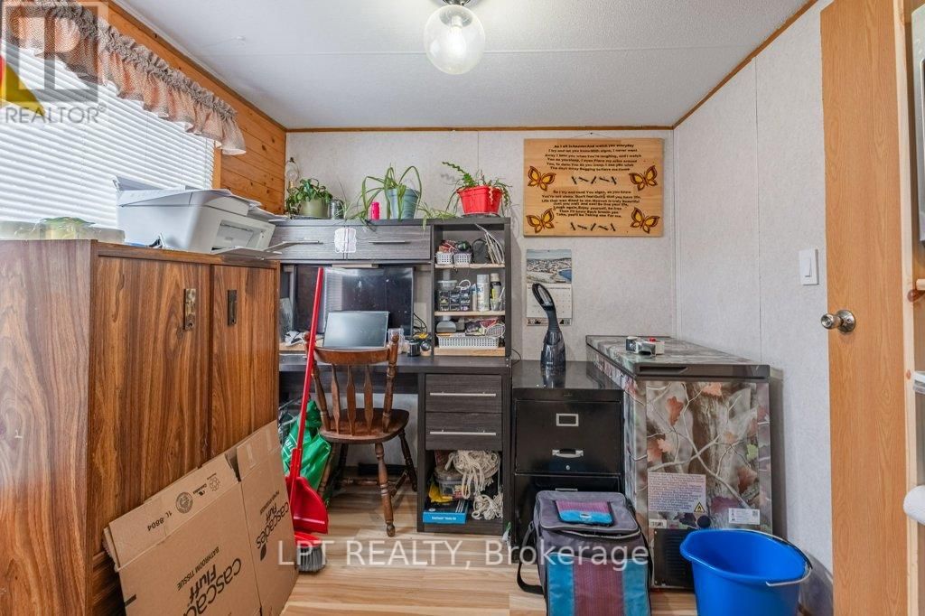19 - 5633 BATH ROAD Image 13