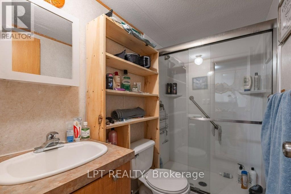 19 - 5633 BATH ROAD Image 14