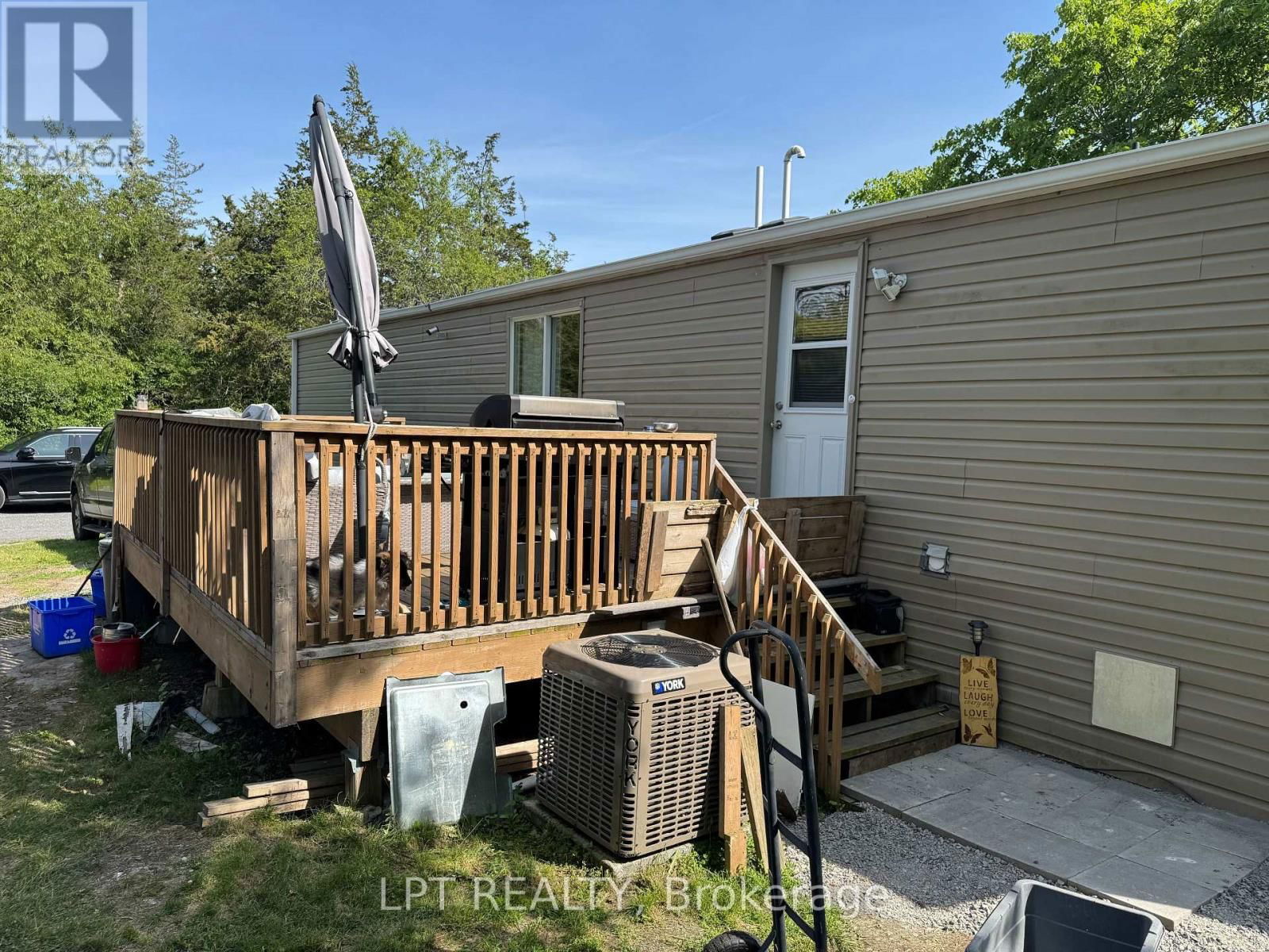19 - 5633 BATH ROAD Image 3