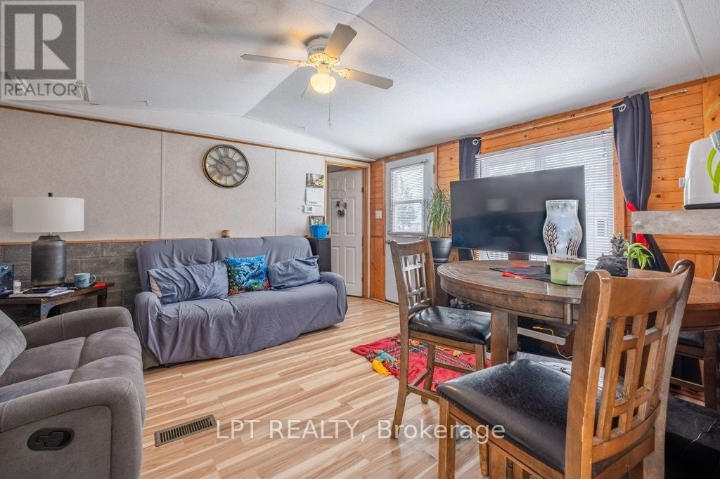 19 - 5633 BATH ROAD Image 5
