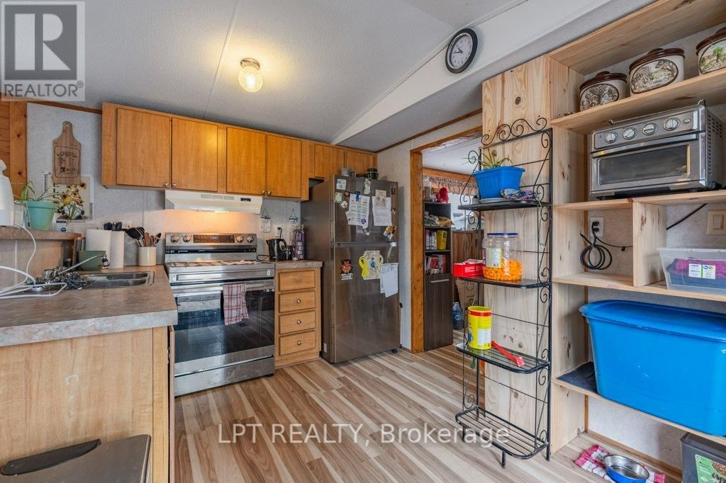 19 - 5633 BATH ROAD Image 8