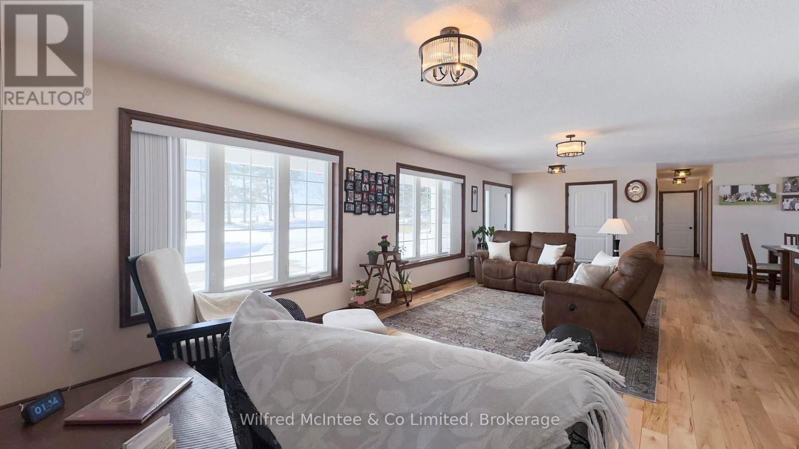 422 HAYES LAKE AVENUE Image 19