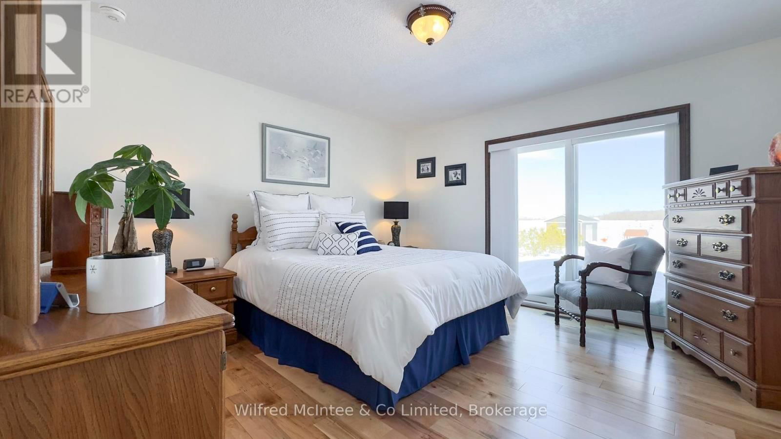 422 HAYES LAKE AVENUE Image 31