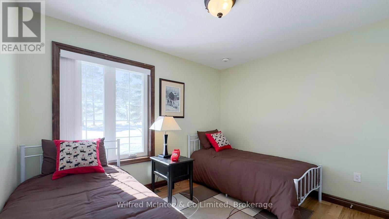 422 HAYES LAKE AVENUE Image 34