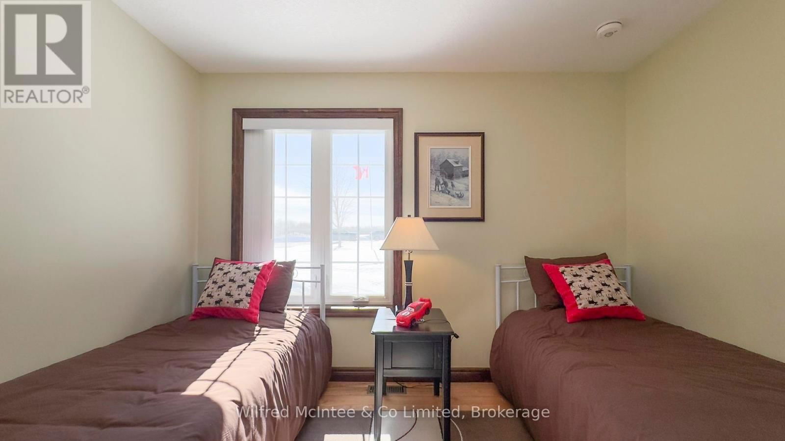 422 HAYES LAKE AVENUE Image 35