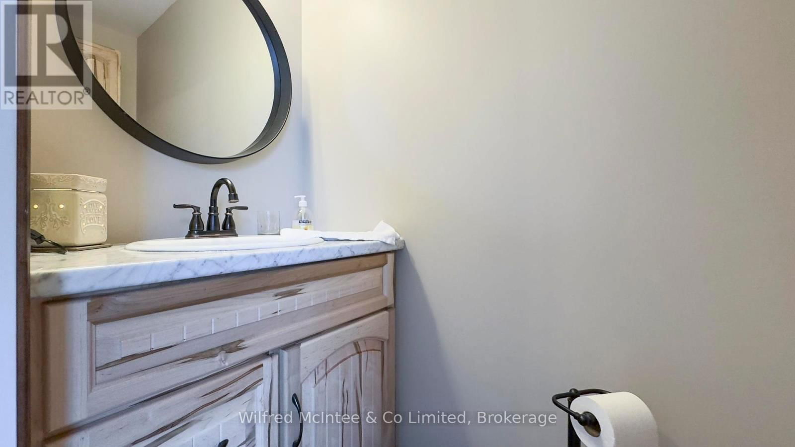422 HAYES LAKE AVENUE Image 39