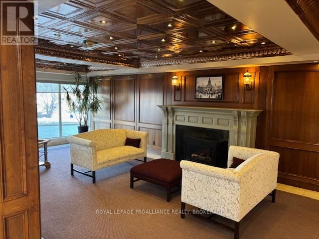 112 - 350 WELLINGTON STREET Image 23