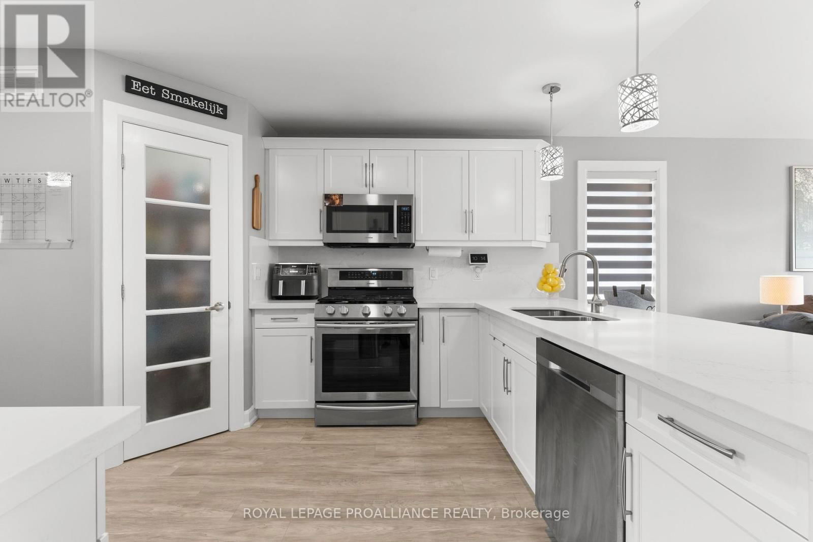 90 ALDERSGATE DRIVE Image 10