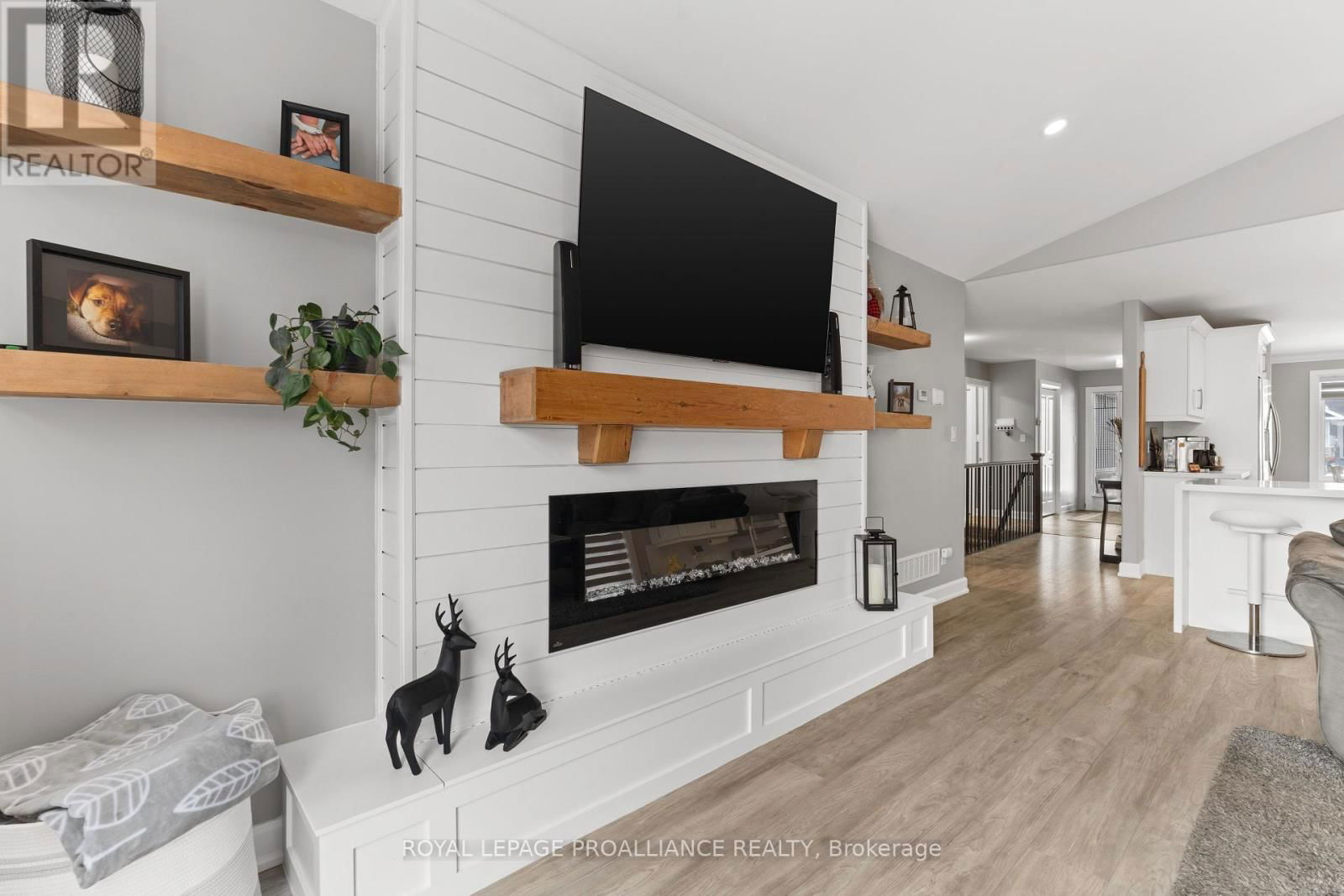 90 ALDERSGATE DRIVE Image 17